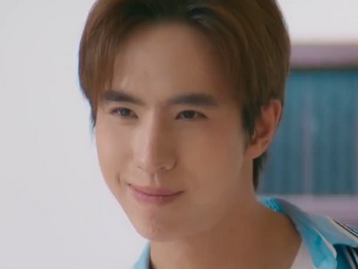 Kim is portrayed by Thai actor Hearth Chindanai Dechawaleekul (ฮาร์ธ ชินดนัย เดชะวลีกุล).