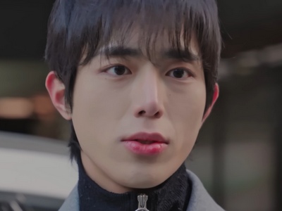 Minu is portrayed by Korean actor Cho Myeong Gyun (조명균).