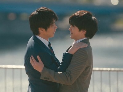 Haruta and Maki are a couple in the Ossan's Love movie sequel.