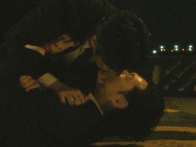Izumi and Akito kiss in the Ossan's Love Returns special.