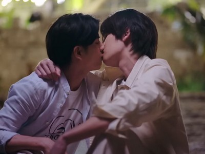 Puen and Talay kiss at the end of Our Skyy 2: Vice Versa.