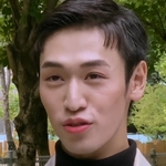 Bryan is played by the actor Lin Guan Yi (林貫易).