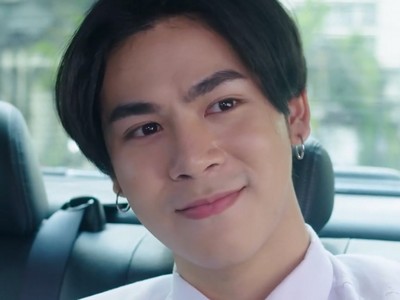 Kiao is portrayed by the Thai actor Cooper Patpasit Na Songkhla (ภัทรพสิษฐ์ ณ สงขลา).