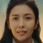 Su Jin is portrayed by the Korean actress Kim Hye Na (김혜나).