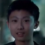 Young Han is portrayed by Chang En Wei (張恩瑋)