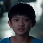 Young Jie is portrayed by Yeh Hong Yi (葉小毅).