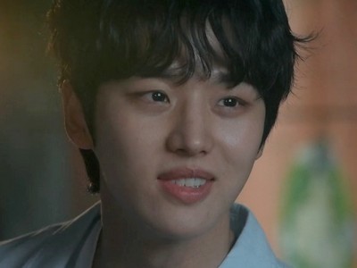 Jaeon is portrayed by Korean actor Yang Hong Seok (양홍석).