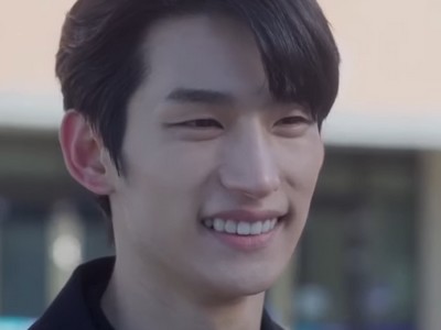 Doyun is portrayed by Korean actor Park Hyeong Seop (박형섭).