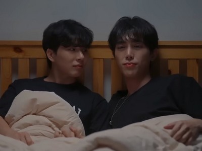 Suhyeon and Eunho become a couple.