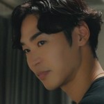 Enaga's friend is portrayed by Japanese actor Kiyotake Nakamura (中村純猛).