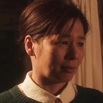 Mitsuomi's mother is played by the actress Hiroko Nakajima (中島ひろ子).