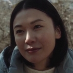 Ryoko is played by the actress Eri Murakawa (村川絵梨).