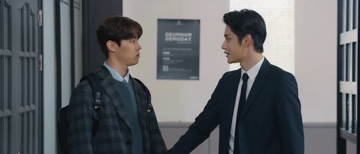 Roommates of Poongduck 304 is a lighthearted Korean BL series about two coworkers and their unusual living arrangement.