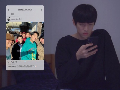 Sang Woo stalks Jae Young's Instagram page.