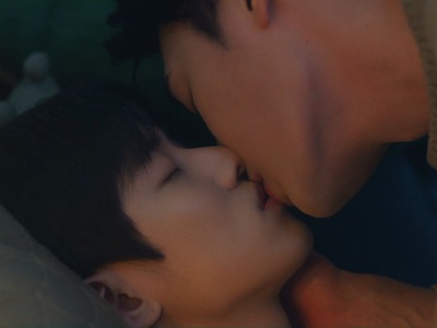 Sang Woo and Jae Young share an intimate kiss in the Semantic Error ending.