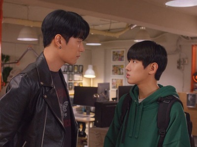 Sang Woo and Jae Young start the series as enemies before their relationship gets better.