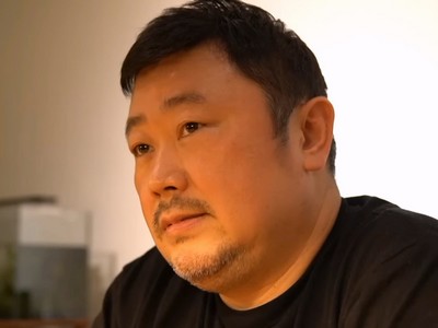 Jun-nosuke is portrayed by a Japanese actor.
