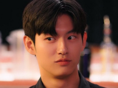 Hantae is portrayed by Korean actor Son Hyun Woo (손현우).