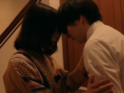 Jin and Hitomi separate after an emotional exchange.