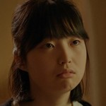 Young Ji is portrayed by the Korean actress Kang Chae Yoon (강채윤).