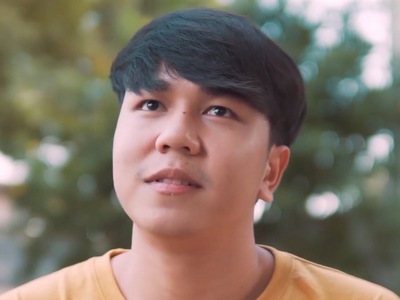 James is portrayed by the Thai actor Game Chusak Thu-Naa (ชูศักดิ์ ตุนา).