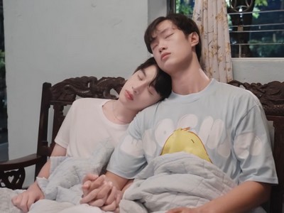 Meo and Quoc rest at night.