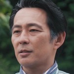 Kanade's father is portrayed by Japanese actor Hiroshi Takahashi (高橋洋).