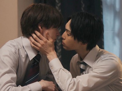 Kanade and Mashiro almost kiss.