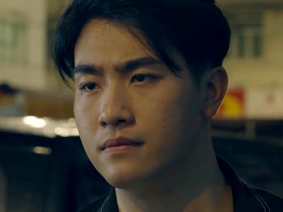 Kelvin is portrayed by Hong Kong actor Chun Hin To (凃俊軒).
