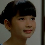 Jaew is portrayed by a Thai child actress.