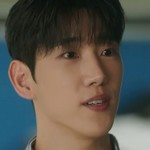 Jiseok is portrayed by Lee Ha Jin (이하진).