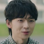 Sueon is portrayed by Kim Joo Young (김주영).