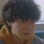 Akira is portrayed by Japanese actor Kazuya Asami (浅見和哉).