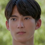 First Chalongrat Novsamrong (เฟริสท์ ฉลองรัฐ นอบสําโรง) is a Thai actor. He is born on April 9, 1998.