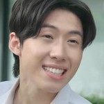 Guts Sorawit Srisrankulwong (สรวิศ ศรีสราญกุลวงศ์) is a Thai actor. He is born on July 10, 2003.