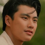 Ohm Pawat Chittsawangdee (โอม ภวัต จิตต์สว่างดี) is a Thai actor. He is born on March 22, 2000.