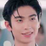 Thomas Teetut Chungmanirat (โทมัส ธีร์ทัศน์ จึงมณีรัตน์) is a Thai actor. He is born on April 9, 2001.