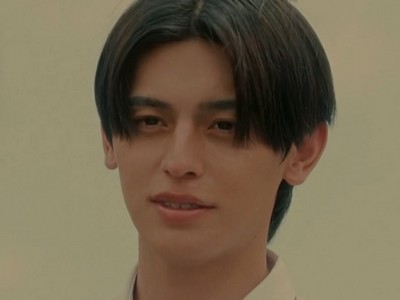 Asamiya is portrayed by Japanese actor Gennosuke (元之介).