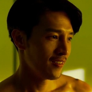 Vic is portrayed by the actor Trent Chen (陳禕倫).