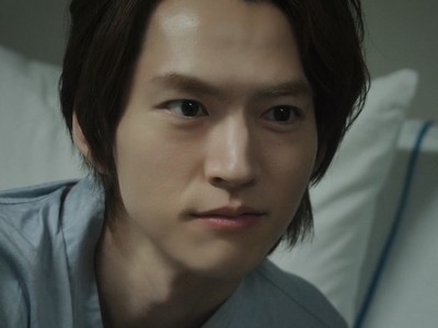 Kataoka is portrayed by Japanese actor Masanari Wada (和田真成).
