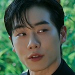 Mu Gun is portrayed by Korean actor Baek Dong Hyeon (백동현).