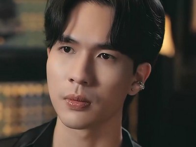 Max is portrayed by Thai actor Dome Woranart Ratthanaphast (วรนาถ รัตธนภาส).