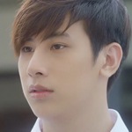 Boston is portrayed by the Thai actor Jet Jetsadakorn Bundit (เจษฎากร บัณฑิต).