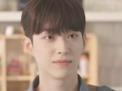 Jae Yul is portrayed by Korean actor Lee Jae Hyeop (이재협).