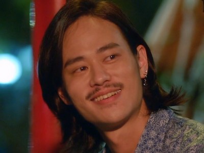 Jie is portrayed by Taiwanese actor Hsia Teng Hung (夏騰宏).