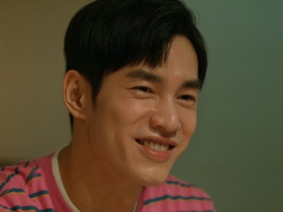 Leslie is portrayed by Taiwanese actor Bryan Chang (張書豪).