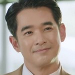 Ken is portrayed by the Thai actor Lift Supoj Janjareonborn (สุพจน์ จันทร์เจริญ).