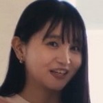 Asahi is portrayed by Japanese actress Ayano Kubota (窪田彩乃).