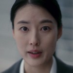 Yoon Soyeon is portrayed by a Korean actress.