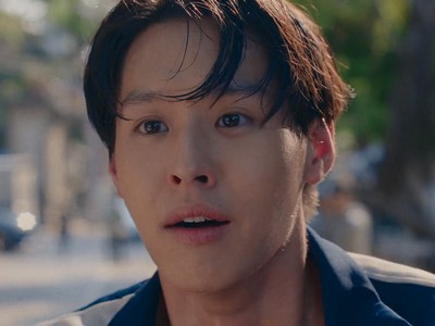 Menn is portrayed by Thai actor Billkin Putthipong Assaratanakul (บิวกิ้น พุฒิพงศ์ อัสสรัตนกุล)
